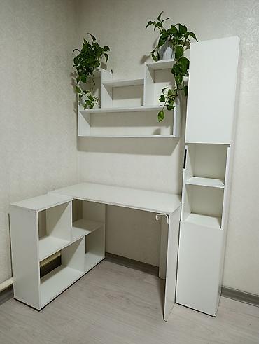 Мебель: Комплект офисной мебели, Б/у, Полка, МДФ, цвет - Белый — 1