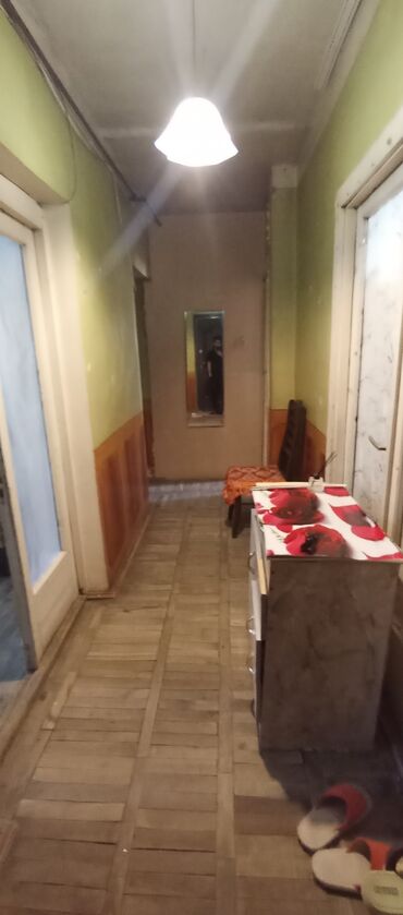 Köhnə tikili: Şəki, 4 otaqlı, Köhnə tikili, 100 kv. m — 2