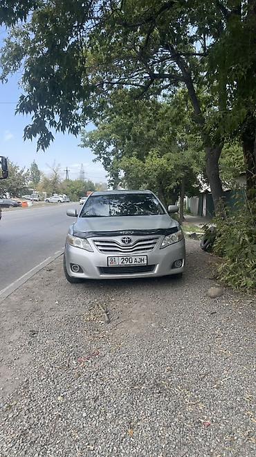 Транспорт: Toyota Camry: 2010 г., Автомат, Бензин, Седан — 1