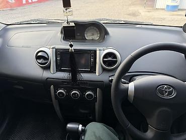 Toyota: Toyota ist: 2003 г., 1.5 л, Автомат, Бензин, Хэтчбэк — 7