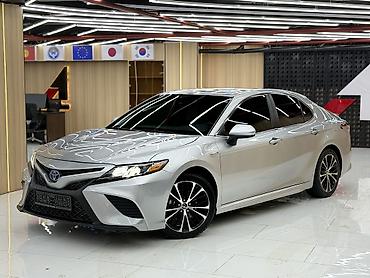 Toyota: Toyota Camry: 2018 г., 2.5 л, Автомат, Гибрид, Седан — 2