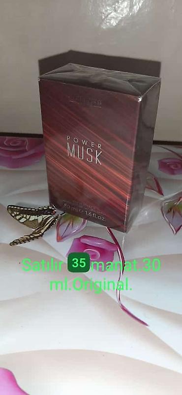 Ətriyyat: Oriflame brendinə aid "Dancing Lady Hypnotic Night" ətri. Bu ətir 50 — 66