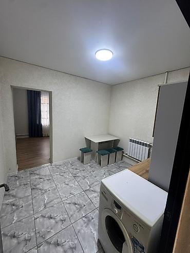 studio apartment: Сдаётся компактная квартира с изолированной спальней и отдельной — 1