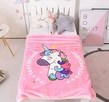 Ostali nameštaj: Dečije plišano ćebe – razni motivi. Materijal:mekani — 4