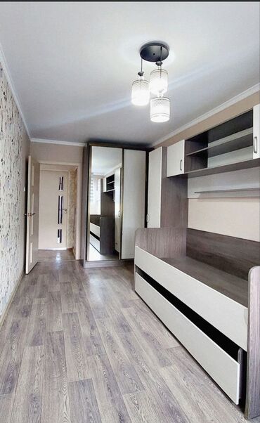 Продажа квартир: 3 комнаты, 60 м², 104 серия, 4 этаж, Евроремонт
