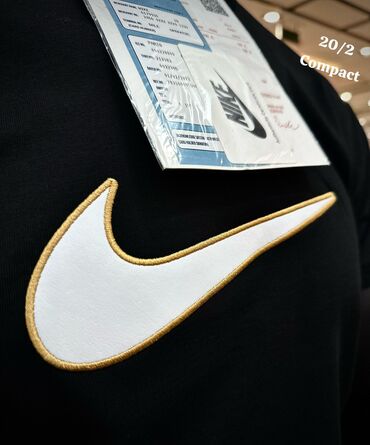 Majice: Od S do 2xl
2750 din hana na lalafo.rs — 10 Majice: Od S do 2xl
2750 din hana — 10