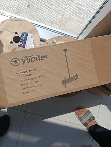 Kronşteynlər: Yupiter tavan üçün TV asqısı – model YP-565 - TV ölçü aralığı — 1