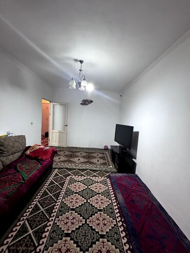 Продажа квартир: 3 комнаты, 60 м² — 6