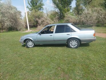 Opel: Opel Rekord: 1984 г., 2 л, Седан — 4