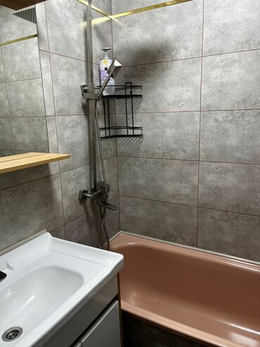 Посуточная аренда квартир: 1 комната, Банные принадлежности, Парковка, Бронь — 11