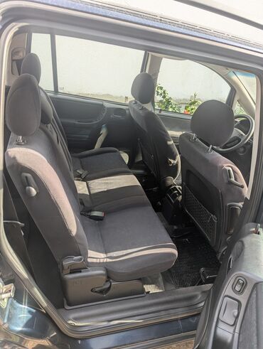 Opel: Opel Zafira: 2 l | 2002 г. MPV Body Type — 5