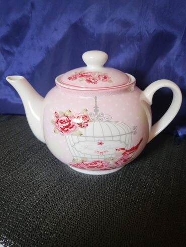 Čajnici: Bokal nov,vintaz porcelanski. Nov bokal. Visina. 12cm na lalafo.rs — 7 Čajnici: Bokal nov,vintaz porcelanski. Nov bokal. Visina. 12cm — 7