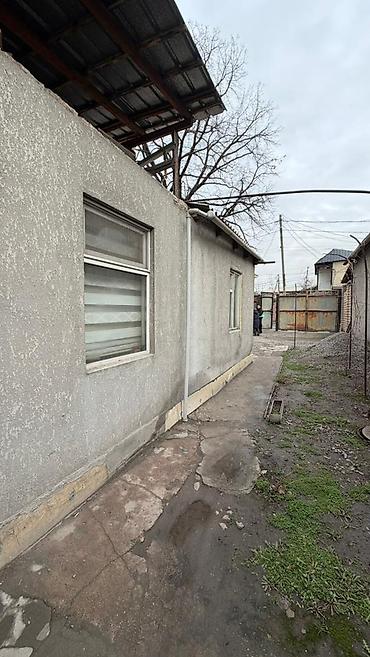 Продажа полдома: Продается пол дома 🔥🍒 📍 Адрес: ул.Мраморная (район Ошского рынка) — 14