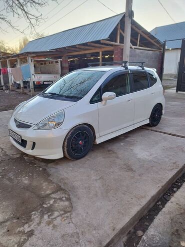 Honda: Honda Fit: 2007 г., 1.5 л, Типтроник, Бензин