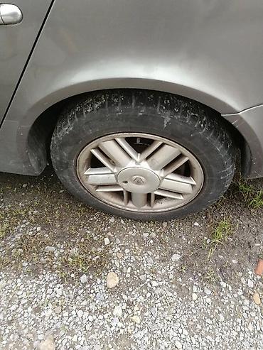 motorka straus: POLOVNI DELOVI LAGUNA 1.9 88KW ZA RENAULT LAGUNA OD 2002. DO 2005 — 2