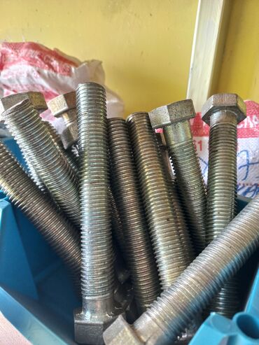 Qaykalar: Metiz və bərkidici məhsulların geniş seçimi Məhsul çeşidləri: - — 18