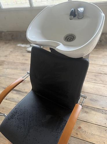 Мойки и раковины: Продаю парикмахерскую мойку,кресла новыеб/у, Реклайнер новый — 1