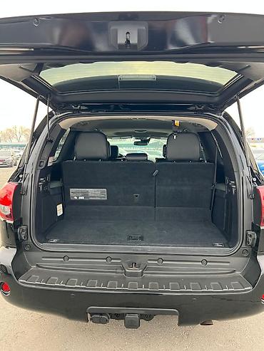 Toyota: Toyota Sequoia: 2020 г., Автомат, Бензин, Внедорожник — 13