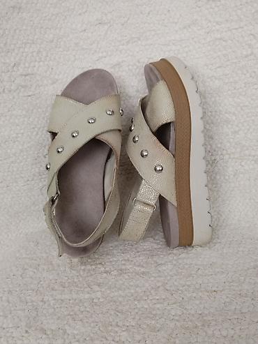 crocs serbia: IMAC italijanske kozne sandale broj 39, model sa dva prekrstena sira — 2