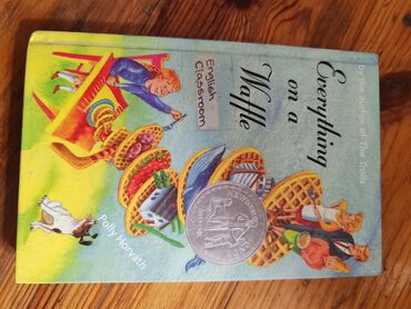 Tədris ədəbiyyatı: Dil öyrənənlər üçün kitab dəsti Paketdə olanlar: - New Cutting Edge — 8