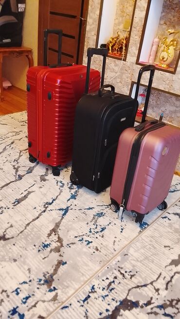 хочу продать марки: Qırmızı L razmer- 60₼,qara M razmer-45₼,digəri S razmer-30₼ hamısını at lalafo.az хочу продать марки: Qırmızı L razmer- 60₼,qara M razmer-45₼,digəri S razmer-30₼ hamısını