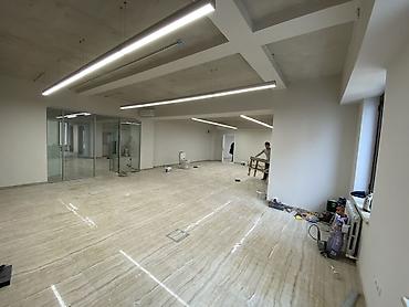 офис квартира: Аренда офисов, 127 м², В бизнес центре, С отдельной кухней, С отдельным сан узлом, С системой безопасности — 2