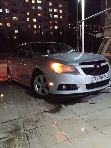 cruze rs: Chevrolet Cruze: 1.4 l | 2011 il 246000 km Sedan