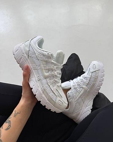nike initiator: Кроссовки Nike P-6000, цвет White/Metallic Silver. - Верх: комбинация — 5