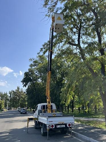 mobile stand: Автовышка, Kia, 10 м — 3