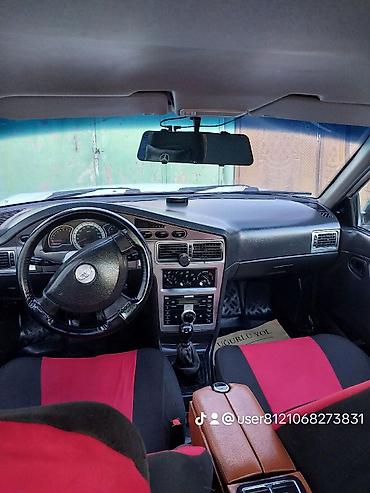 lada niva aksesuar modifiye: Avtomobilin salonu – rahatlıq və funksionallıqla yenilənmiş komplekt — 2