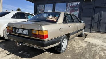 Audi: Audi 100: 1985 г., 1.8 л, Механика, Бензин, Седан