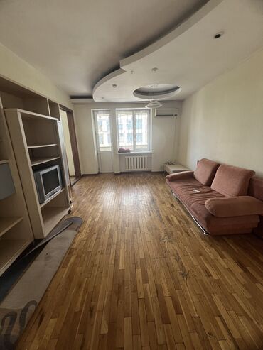 с подселением парень: 30 м², С мебелью