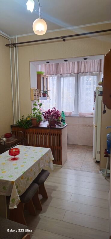 дом квартира ош: 2 комнаты, 50 м², 105 серия, 4 этаж, Косметический ремонт