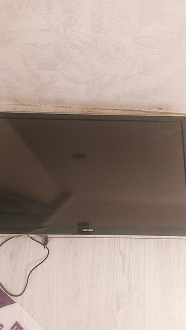 ТВ и видео: Б/у Телевизор Samsung LED экран FHD (1920x1080), Самовывоз — 1