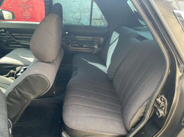 QAZ: GAZ Volga 24 sedan - Kuzov: 4 qapılı, qara rəng, xrom ön-arxa — 8