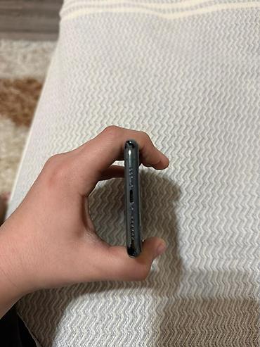 Apple iPhone: IPhone 11 Pro, Б/у, 256 ГБ, Черный, 72 % — 6