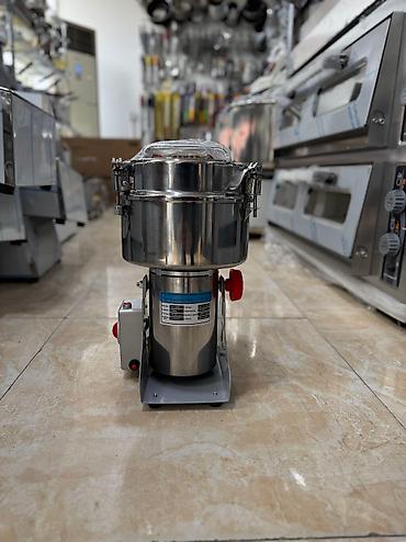 Xəmir yoğuran aparatlar: Üyüdücü ✅2kq 250 azn ✅3,5kq Ədviyat üyüdən Ədviyyat üyüden — 2