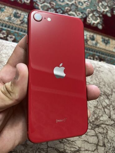телефоны без регистрации: IPhone SE 2020, Б/у, 64 ГБ, Красный, Чехол, 78 %