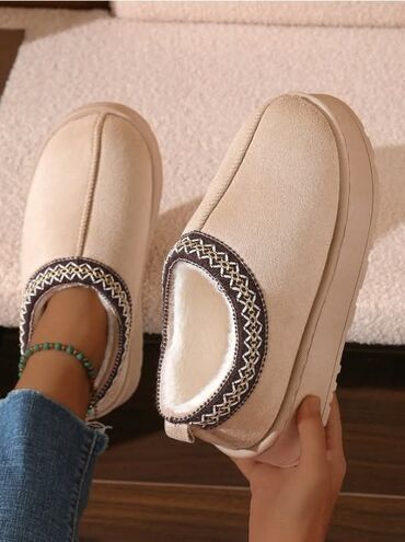 Ugg obuća: 38 — 5