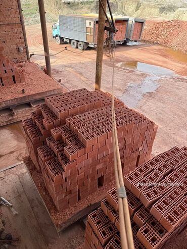 Kərpiclər: Kərpic 16 Qəpikdən başlayan qiymətlərlə!Salam Hörmətli Müşdərilər!! -da lalafo.az — 10 Kərpiclər: Kərpic 16 Qəpikdən başlayan qiymətlərlə!Salam Hörmətli Müşdərilər!! — 10