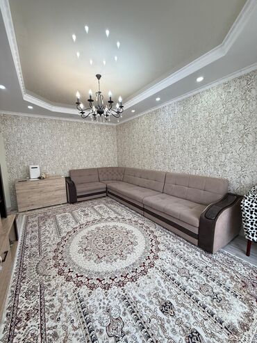 срочно продаю дом кок жар: 2 бөлмө, 67 кв. м, 106-серия жакшыртылган, 7 кабат, Евроремонт