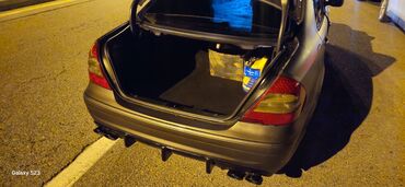 Mercedes-Benz: Mercedes‑Benz E‑Class (W211) sedan Xüsusiyyətlər: - Kuzov: sedan — 7