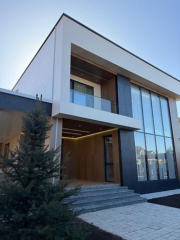 Продажа коттеджей и домов: Продаётся новый 6-комнатный дом в районе Байтик Площадь: 300 м² — 29