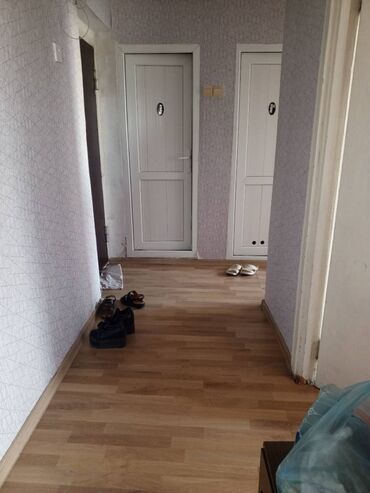 Uzunmüddətli kirayə mənzillər: Salam. Qara Qarayevlə Neftçilər metrosunun arasında qanuni 2 otaqlı — 6