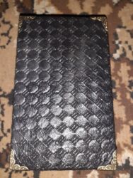 Vazalar: Hədiyyə qutusu, rəng - Qara