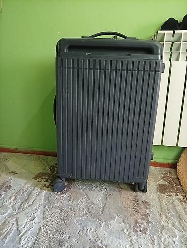 ikinci el camadanlar: Yaxsi veziyetde çamadan seyahat üçün eladır böyükluyune sekilde baxa — 1