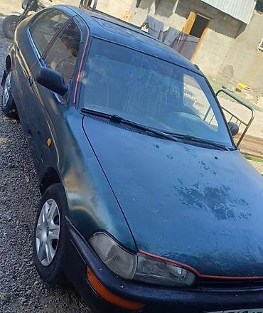 Toyota Corolla: 1993 г., 1.4 л, Механика, Бензин, Лифтбек