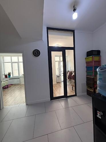 азербайджан: 2 комнаты, 50 м², Асанбай мкр Элитка, 9 этаж — 1