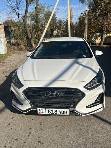 автомобиль на кредит: Hyundai Sonata: 2018 г., 2 л, Автомат, Газ