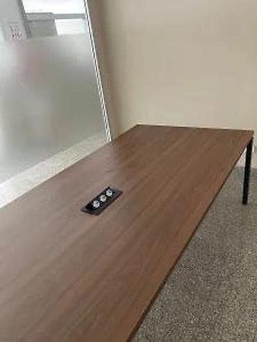 Kancelarijski stolovi: JAKI RADNI STOLOVI PO MERI XX66 | — 1